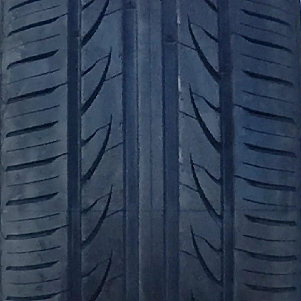 215/45ZR17 91W XL Passenger Tire P960875