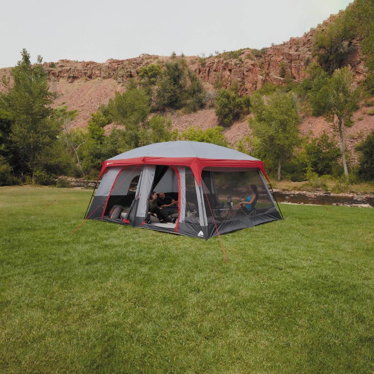 12-Person Cabin Tent with Convertible Screen Room P4169