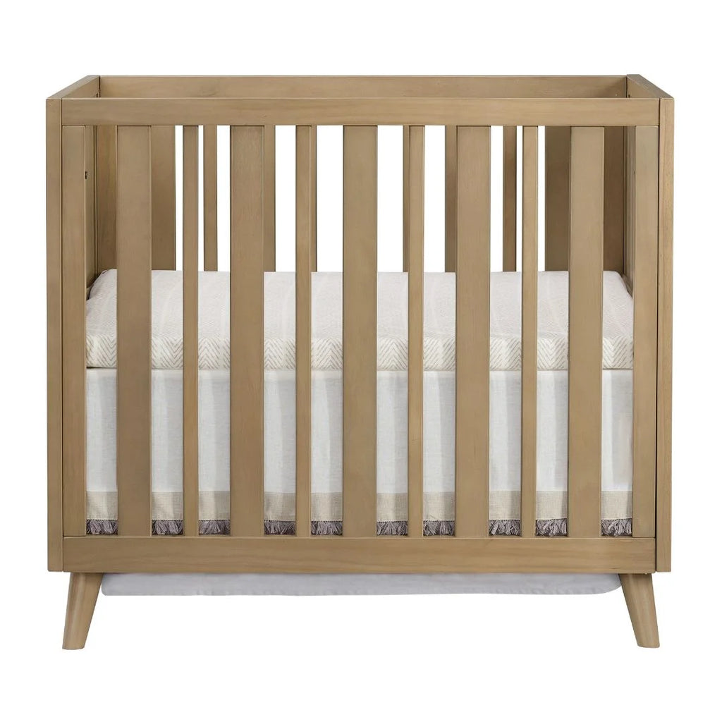 3 in 1 Mini Convertible Crib Q9055